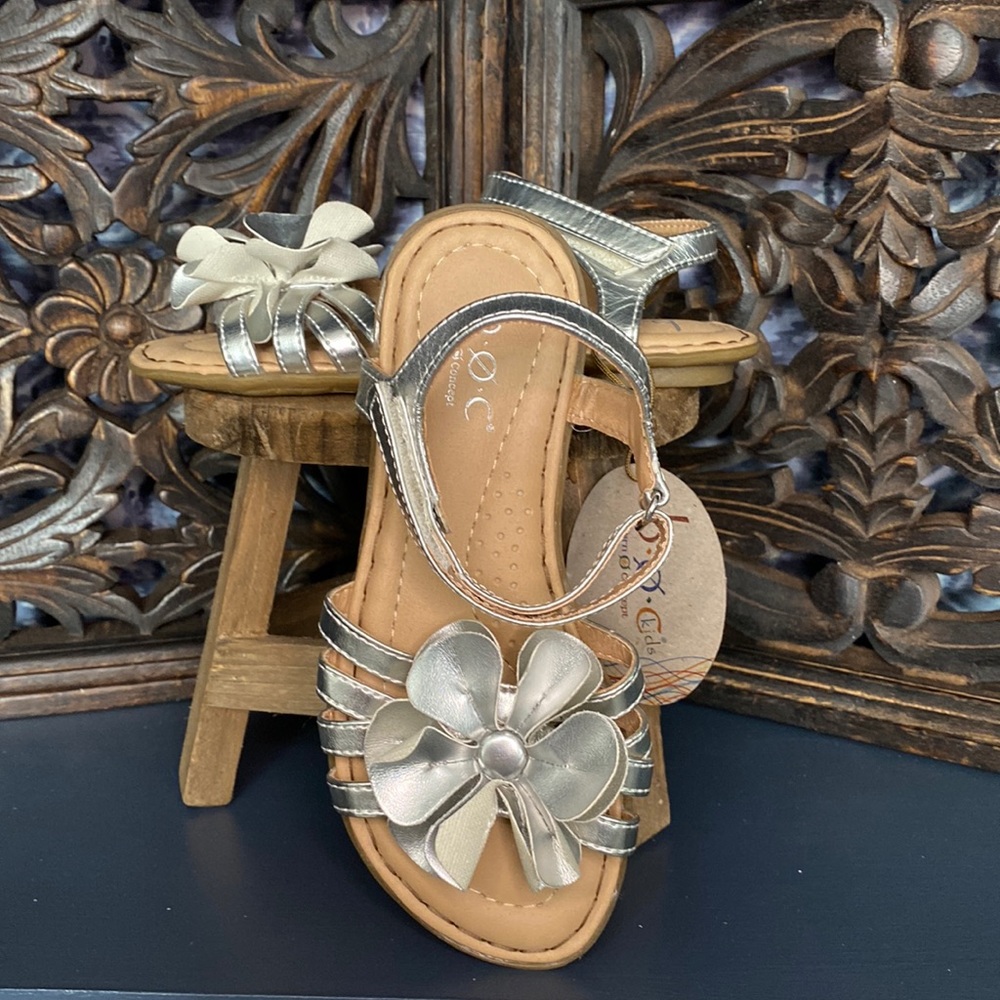 B.O.C Born Concept Girl’s “Calla” Sandals